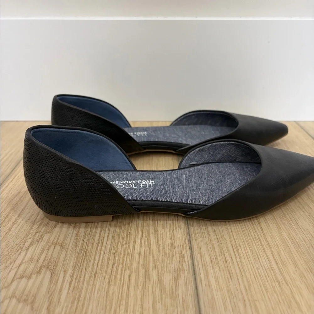 Dr. Scholl's Memory Foam Cool Fit Perforated Comfort Flats Black Pointed Toe 8.5